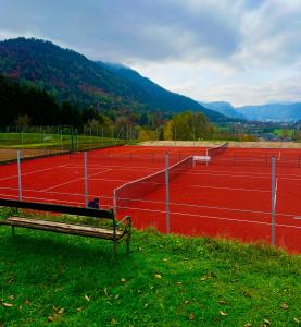 Tennisplätze fertig erneuert! Bald startet die Saison 2025!